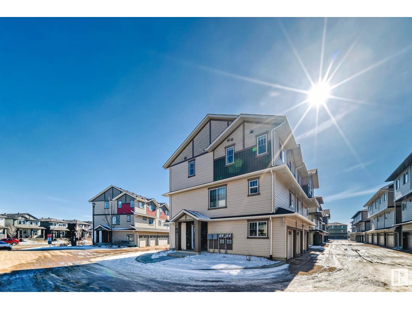 #107 1530 TAMARACK BV NW