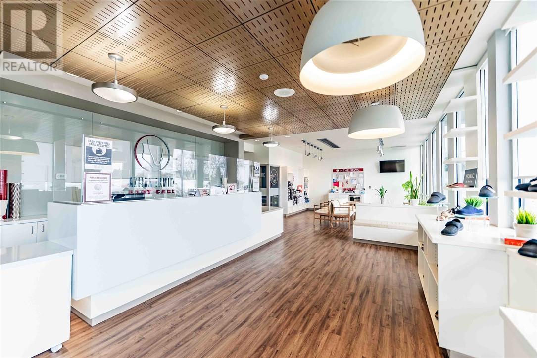 93 Notre Dame Avenue W Unit# 11-12