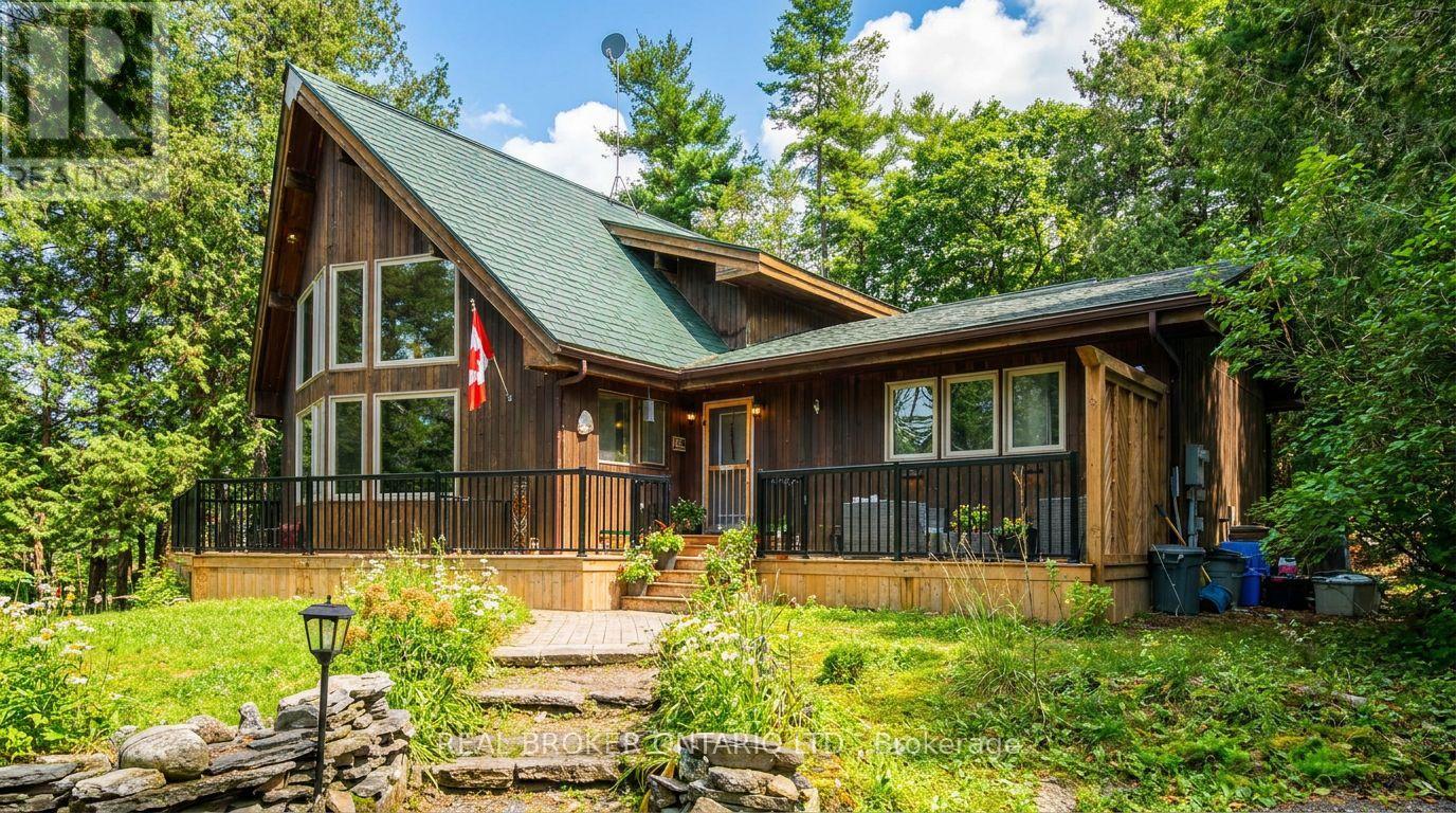 1 WOODLAND DRIVE