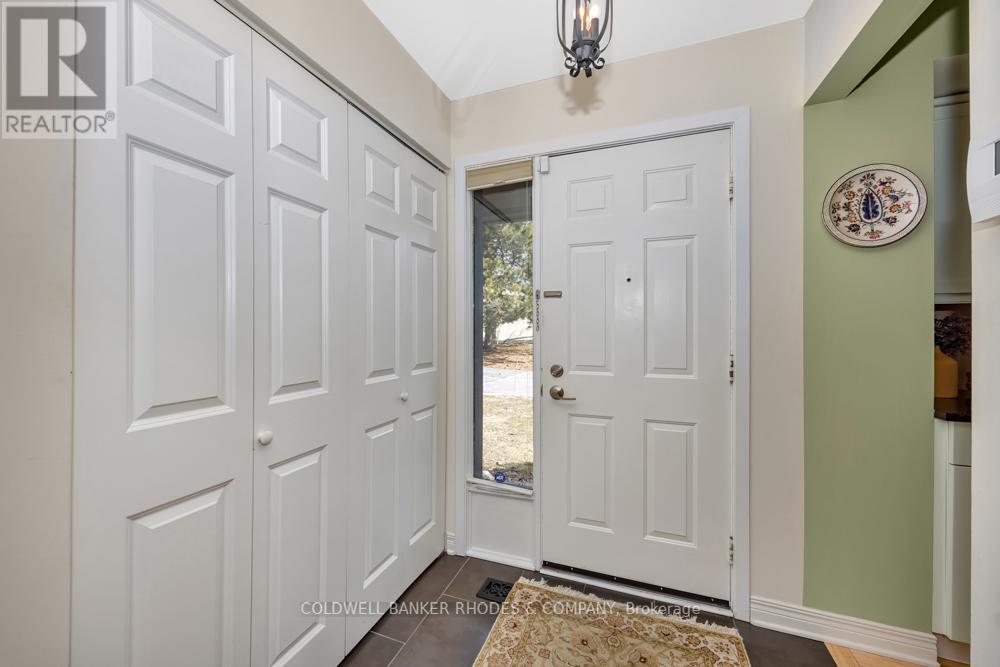2 PEBBLE BEACH COURT