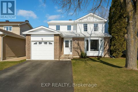16 WEYBRIDGE DRIVE Ottawa ON K2J2X2