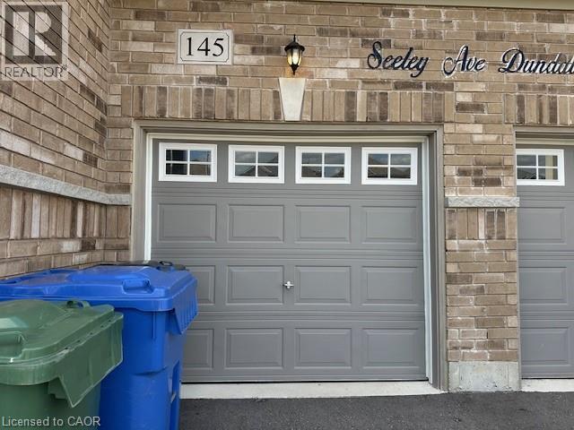145 SEELEY Avenue