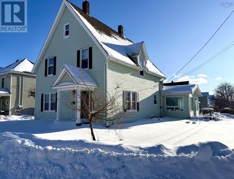 71 Havelock Street Amherst NS B4H3K5