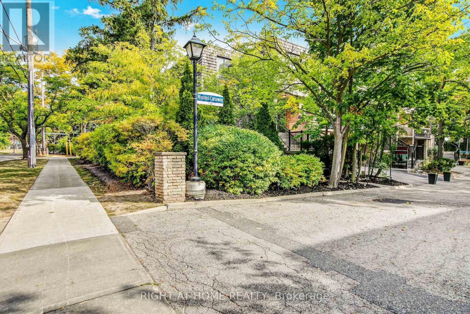 13 - 2 WOODED CARSE WAY