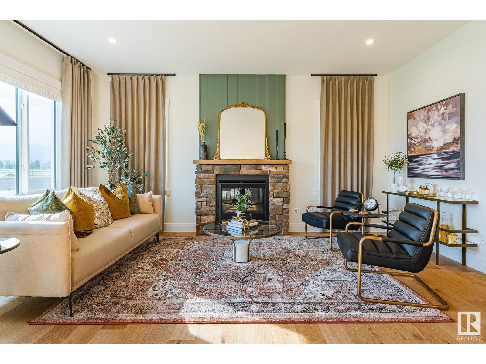 18 EMERALD WY