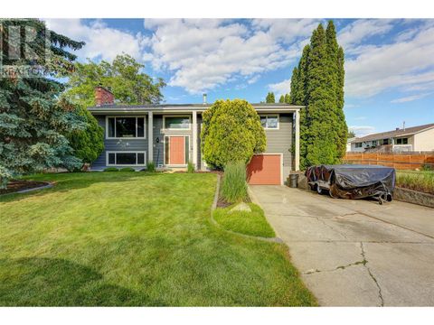 2141 Kaslo Court Kelowna BC V1Y8B9
