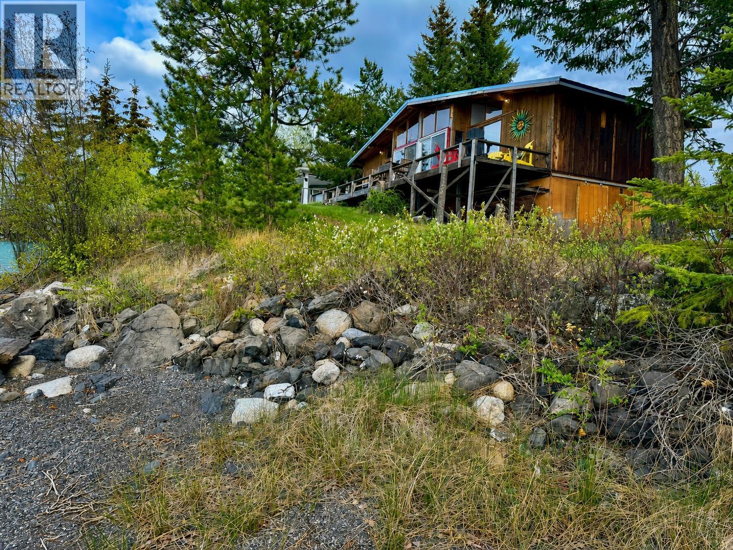 1367 S GREEN LAKE ROAD