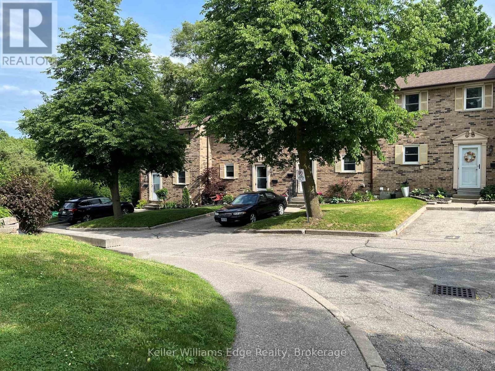 10 - 175 CEDAR STREET