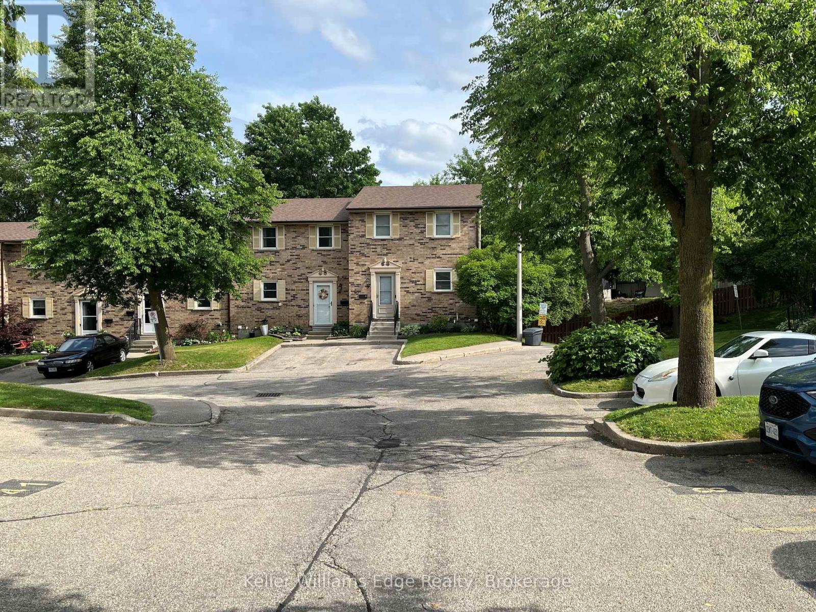 10 - 175 CEDAR STREET