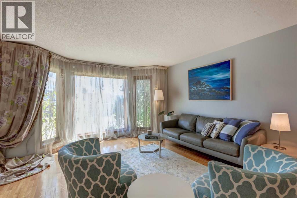 25 Deerfield Manor SE