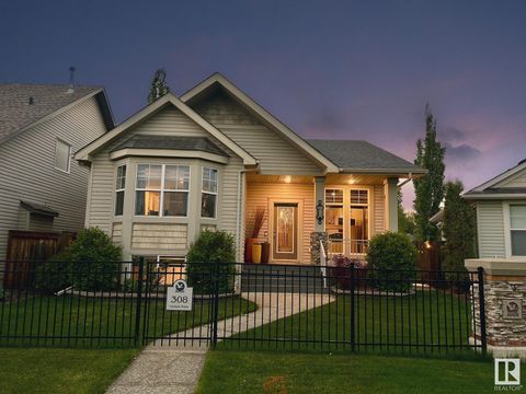 308 CHATWIN RD Sherwood Park AB T8H0B1