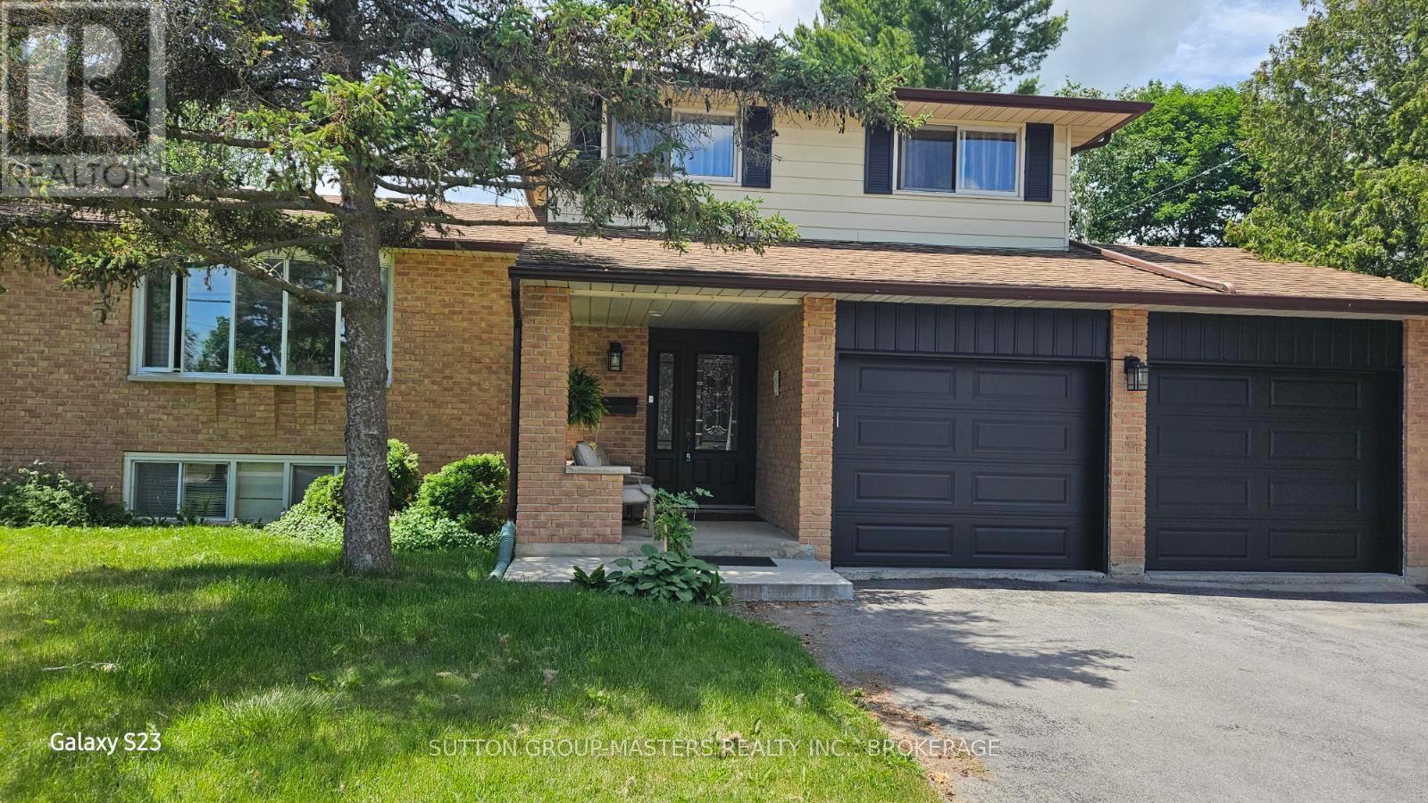 715 COLLINS BAY ROAD