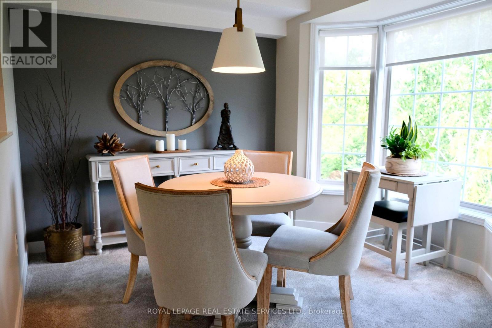 402 - 216C PLAINS ROAD W