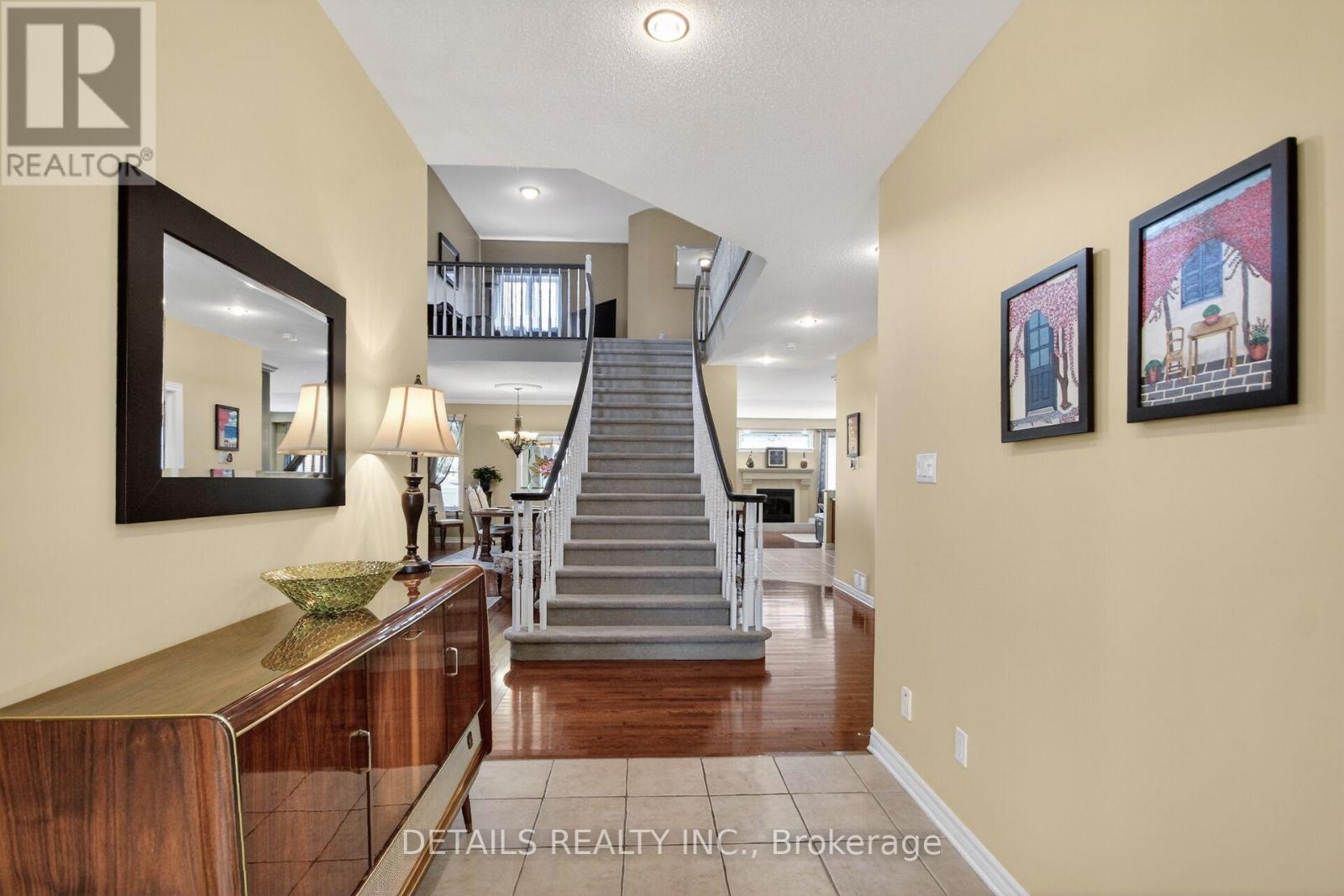 223 FLODDEN WAY