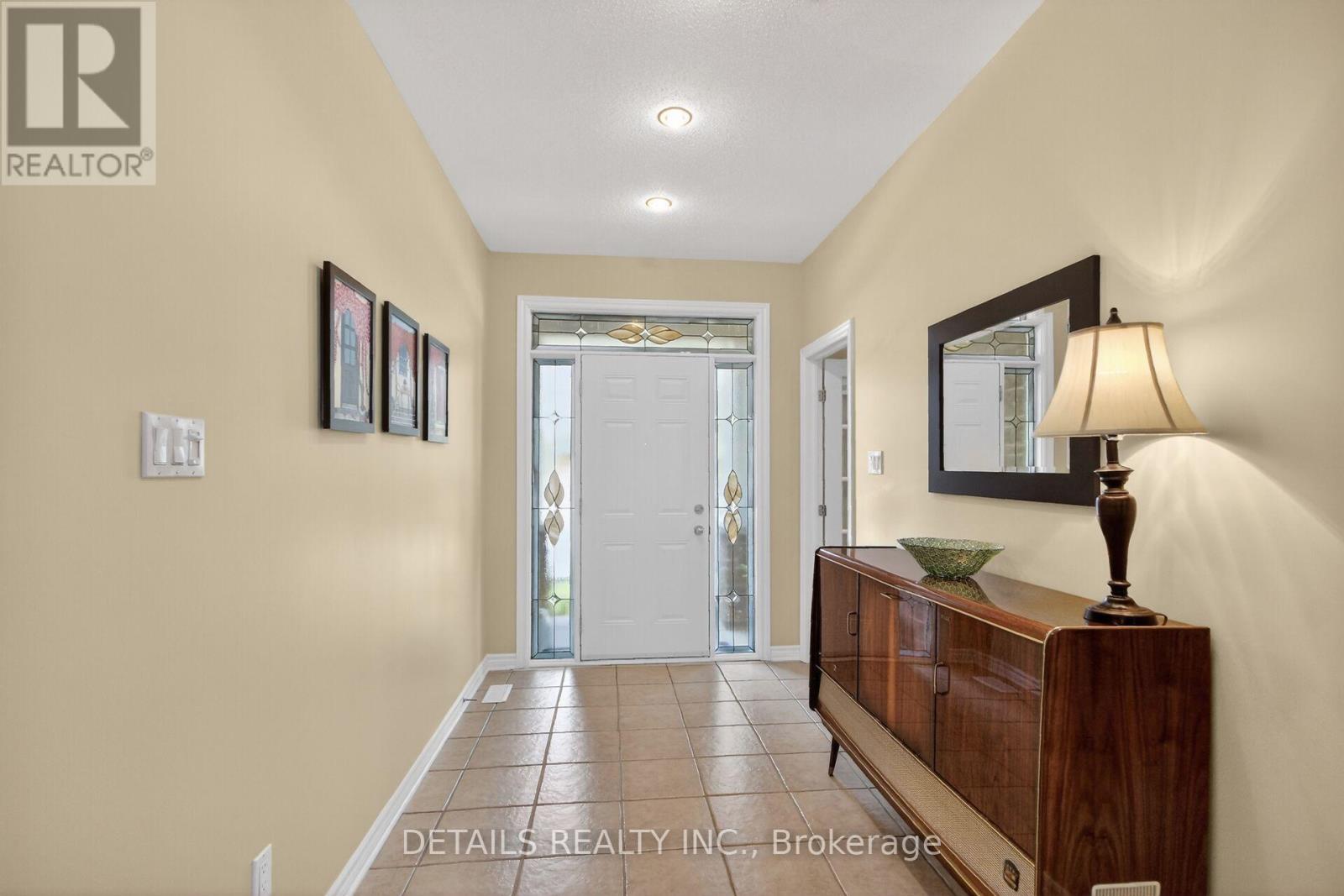 223 FLODDEN WAY