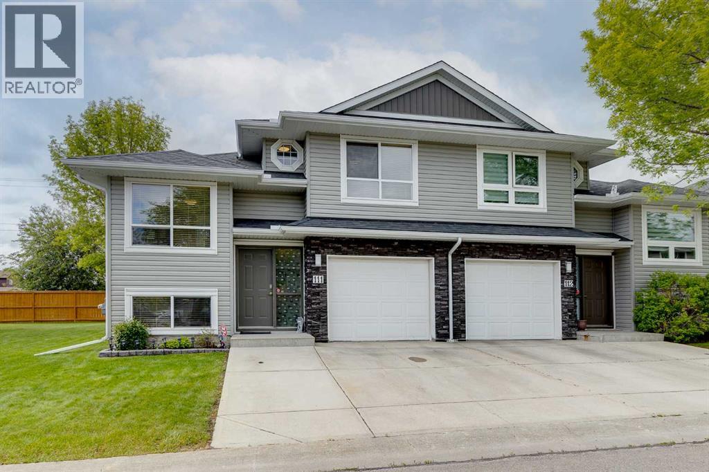 111, 55 Fairways Drive NW