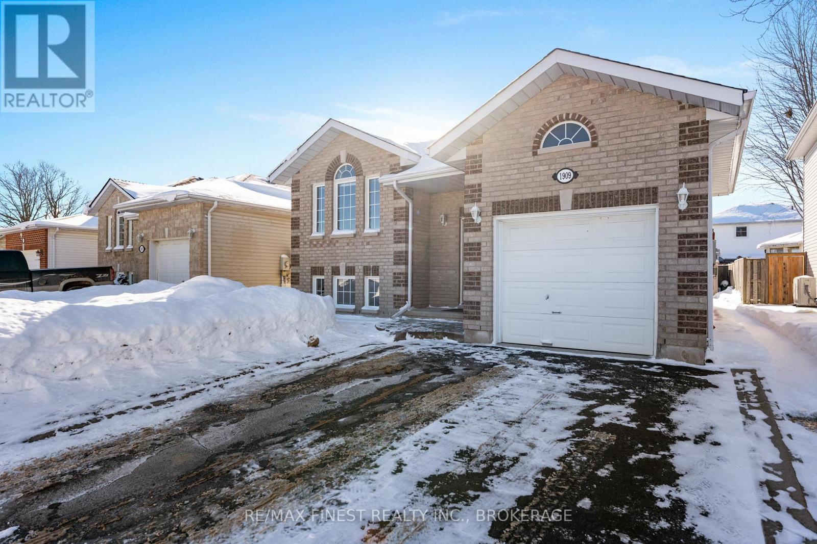 1909 SPINDLEWOOD STREET