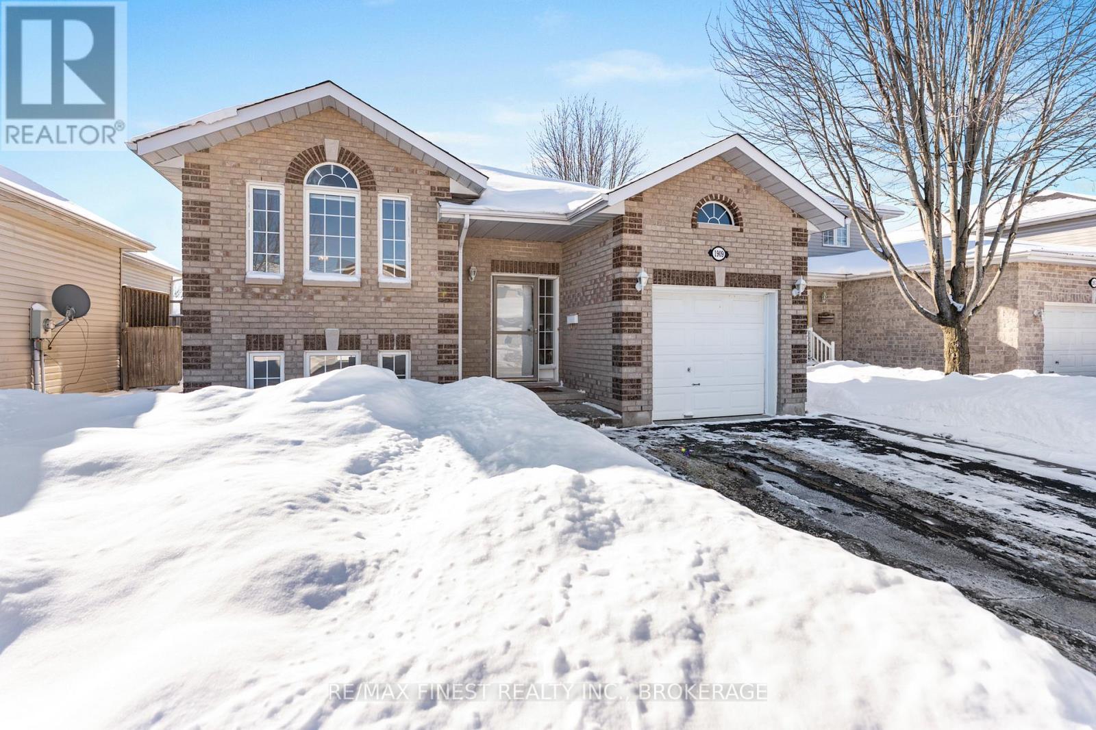 1909 SPINDLEWOOD STREET