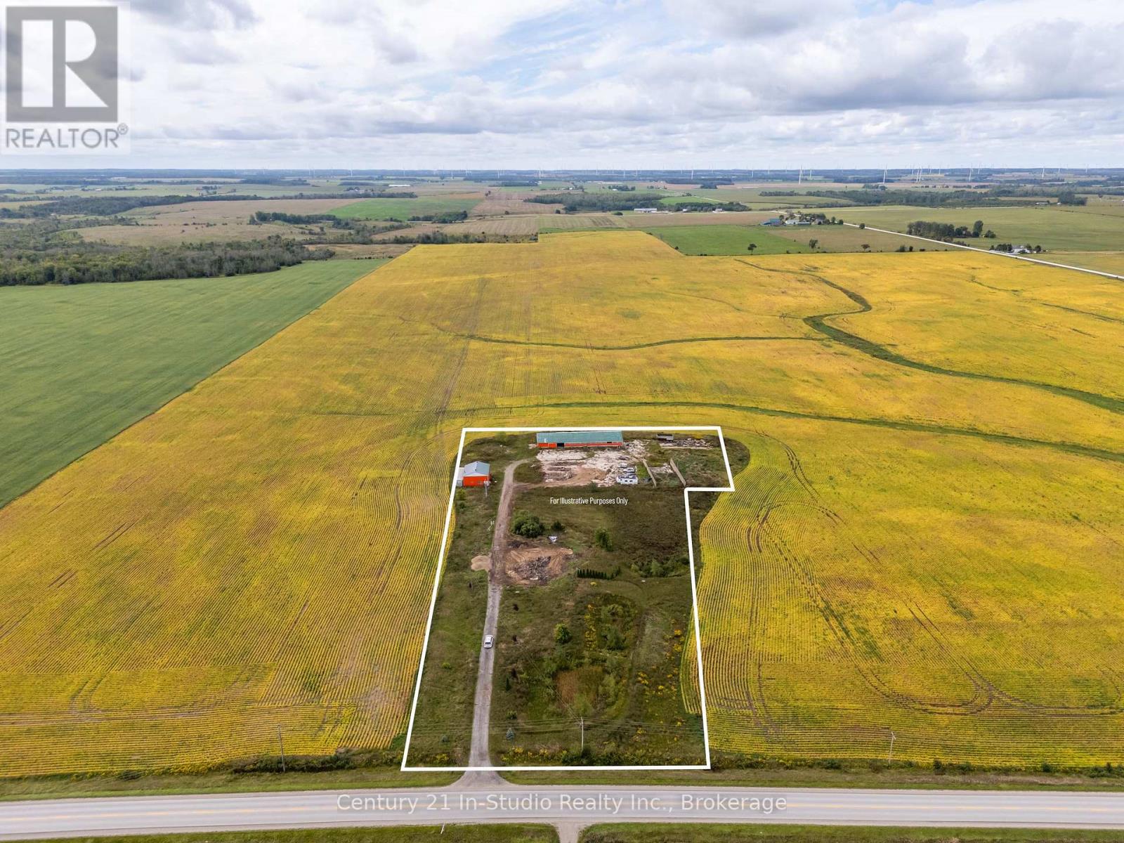 Photo 1 of 26 — 2231 BRUCE ROAD 40, Saugeen Shores, ON N0H2C5