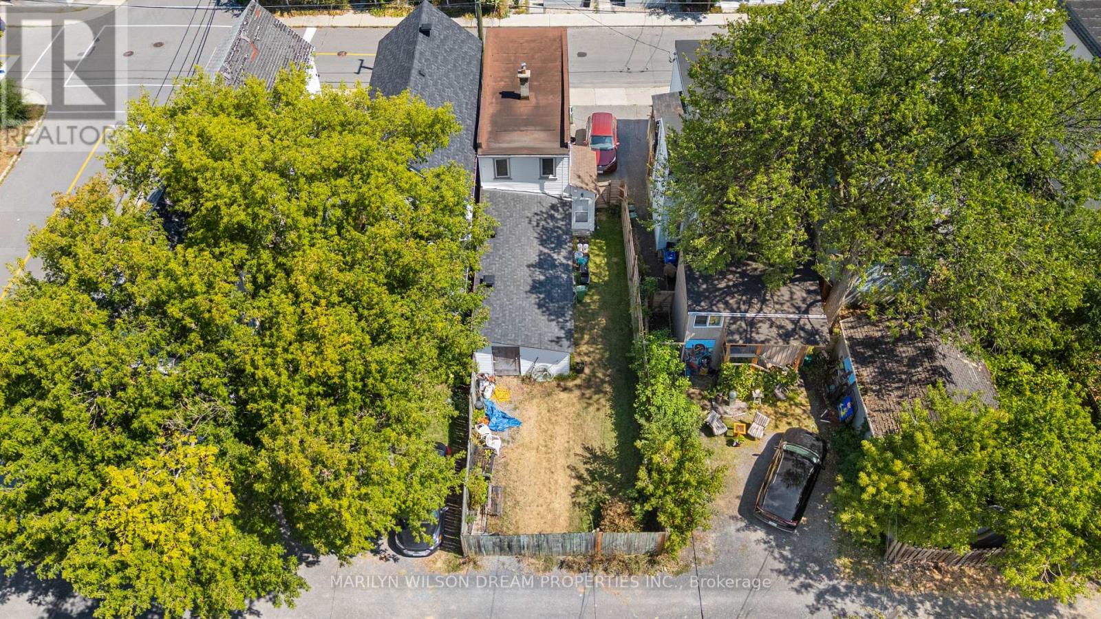 104 CARRUTHERS AVENUE