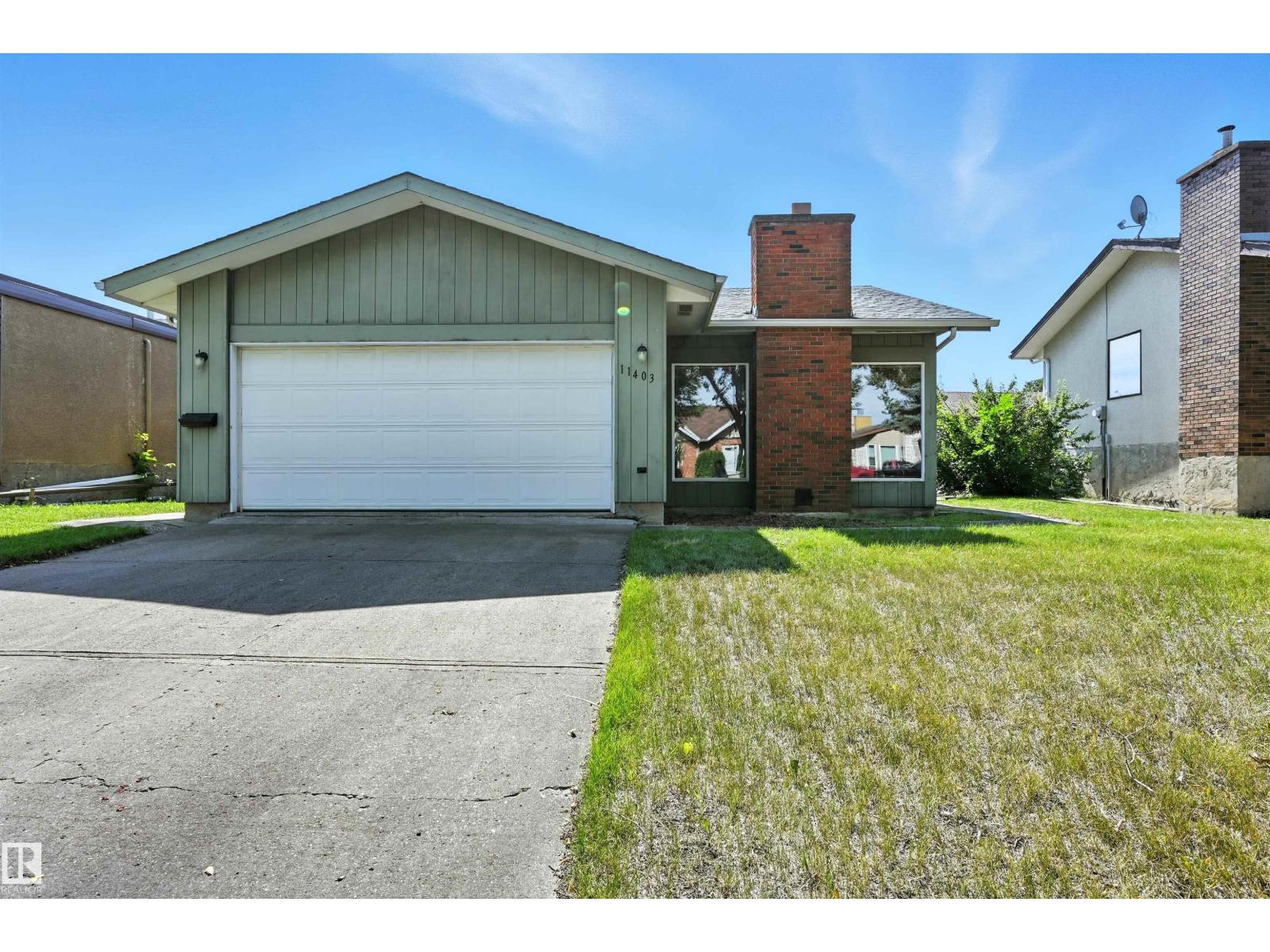 11403 145 AV NW