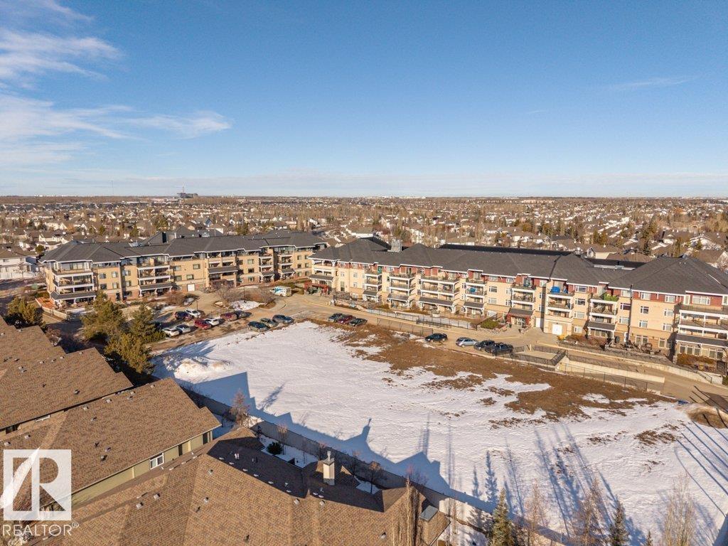 #306 1589 GLASTONBURY BV NW