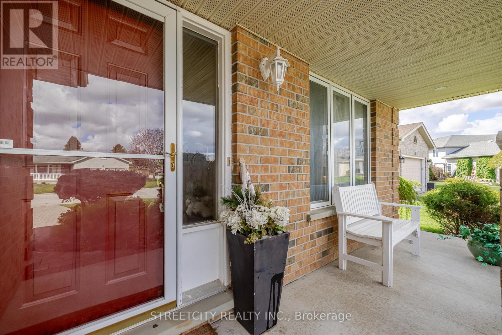 226 ANDREA CRESCENT