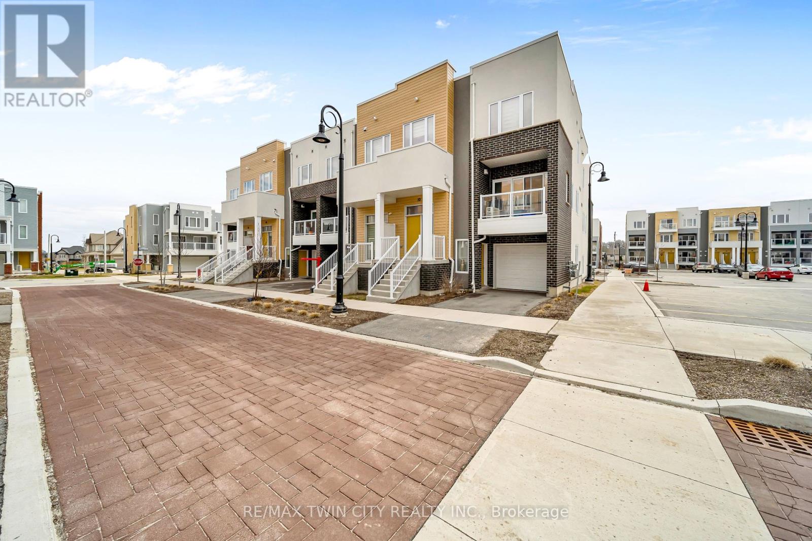 12 VISIONARY AVENUE