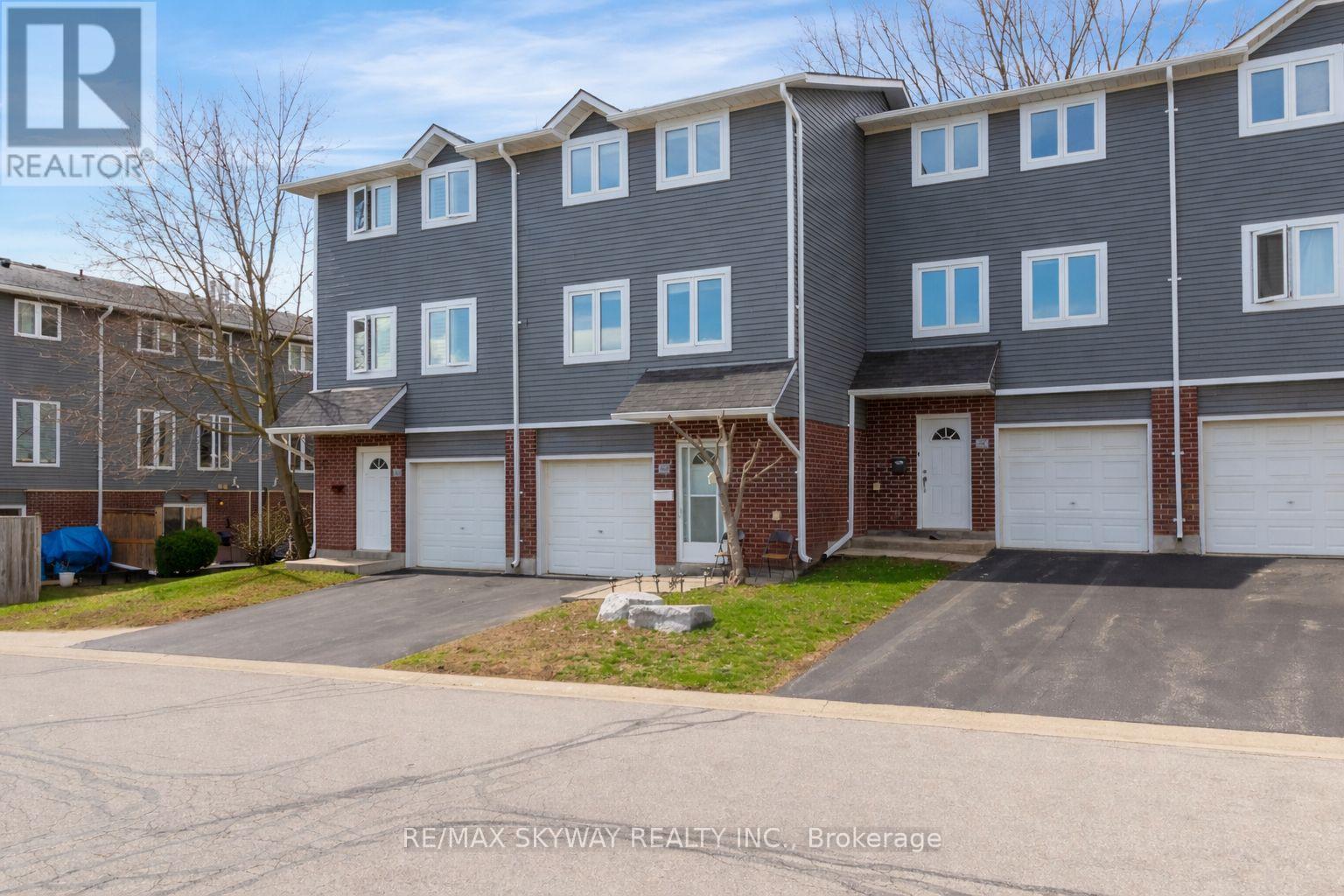 B - 56 HARRIS AVENUE