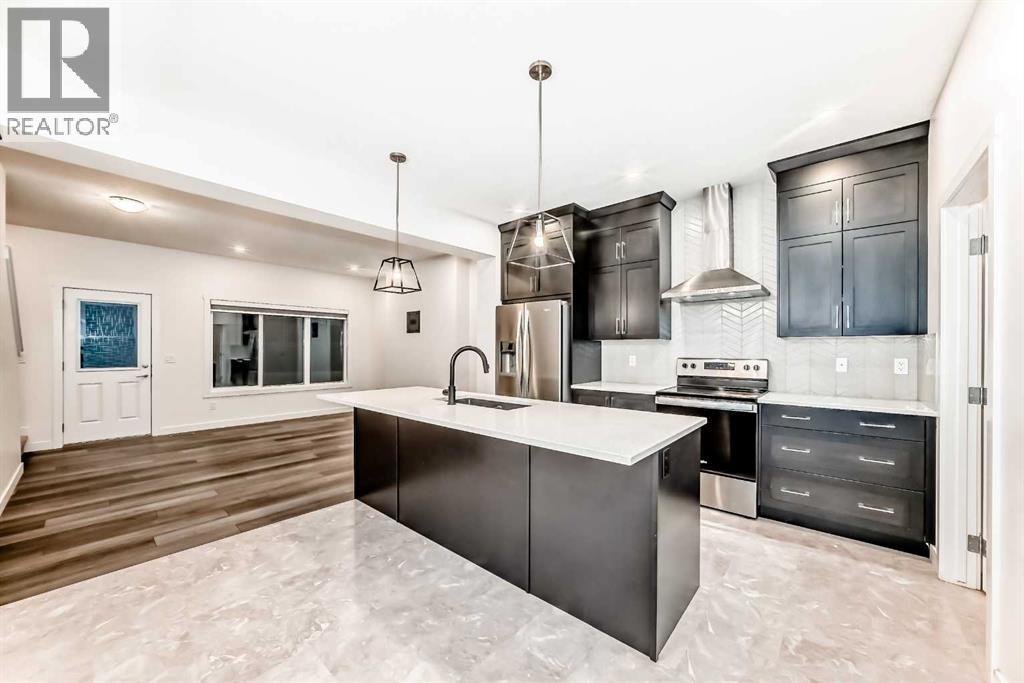 1449 Bayview Point SW