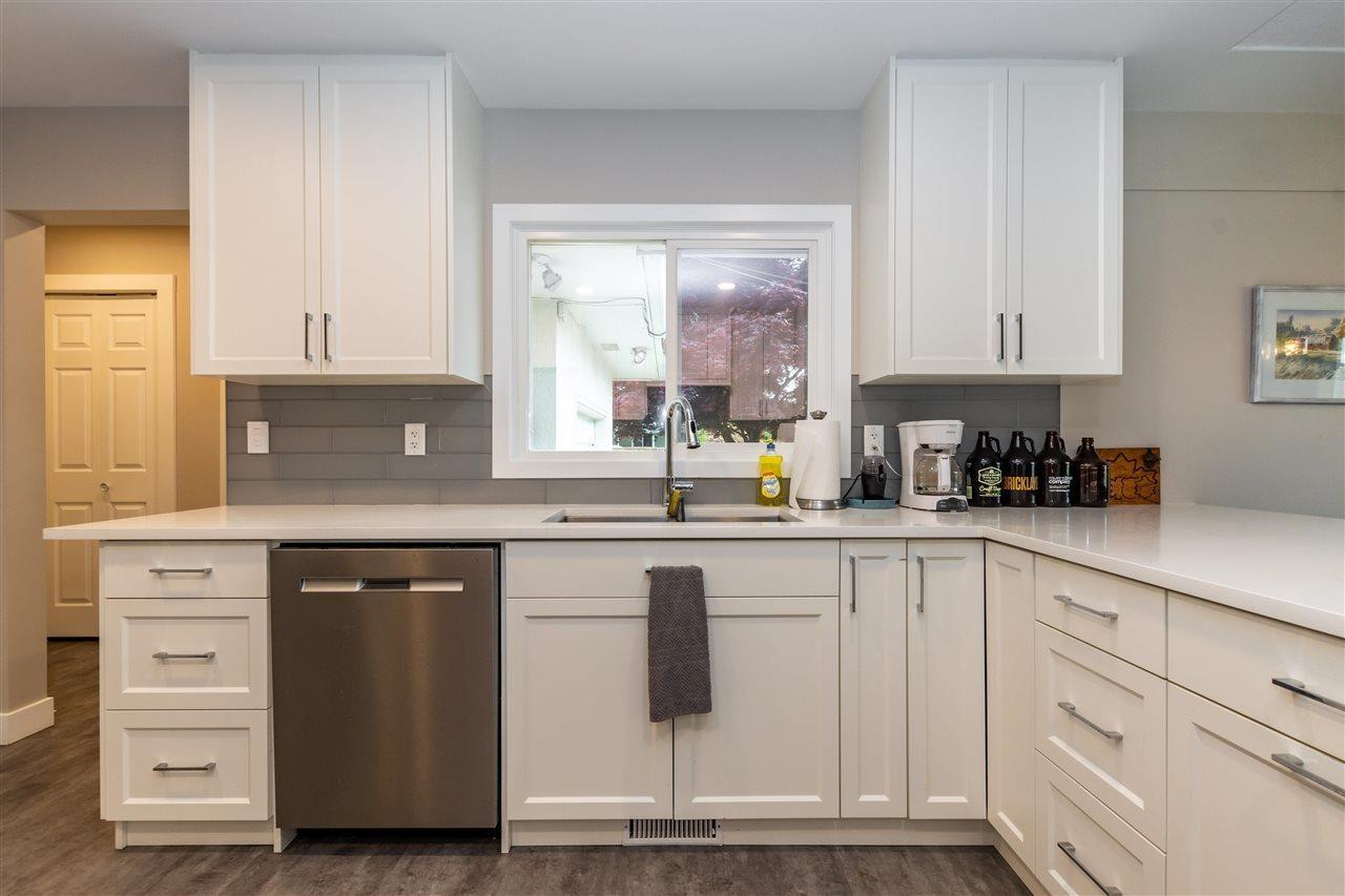 9660 YOUNG ROAD|Chilliwack Proper East