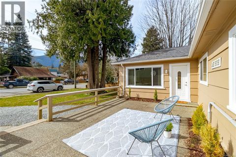 73 Cowichan Ave W Lake Cowichan BC V0R2G1