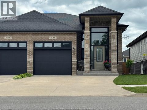 17 WOODLAND STREET Kingsville ON N9Y0A9