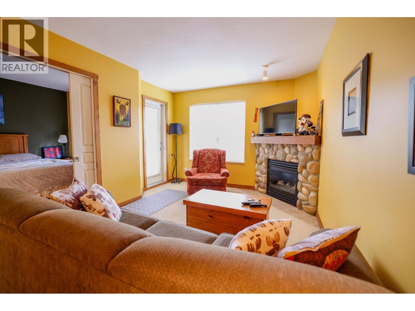 9812 Silver Star Road Unit# 305