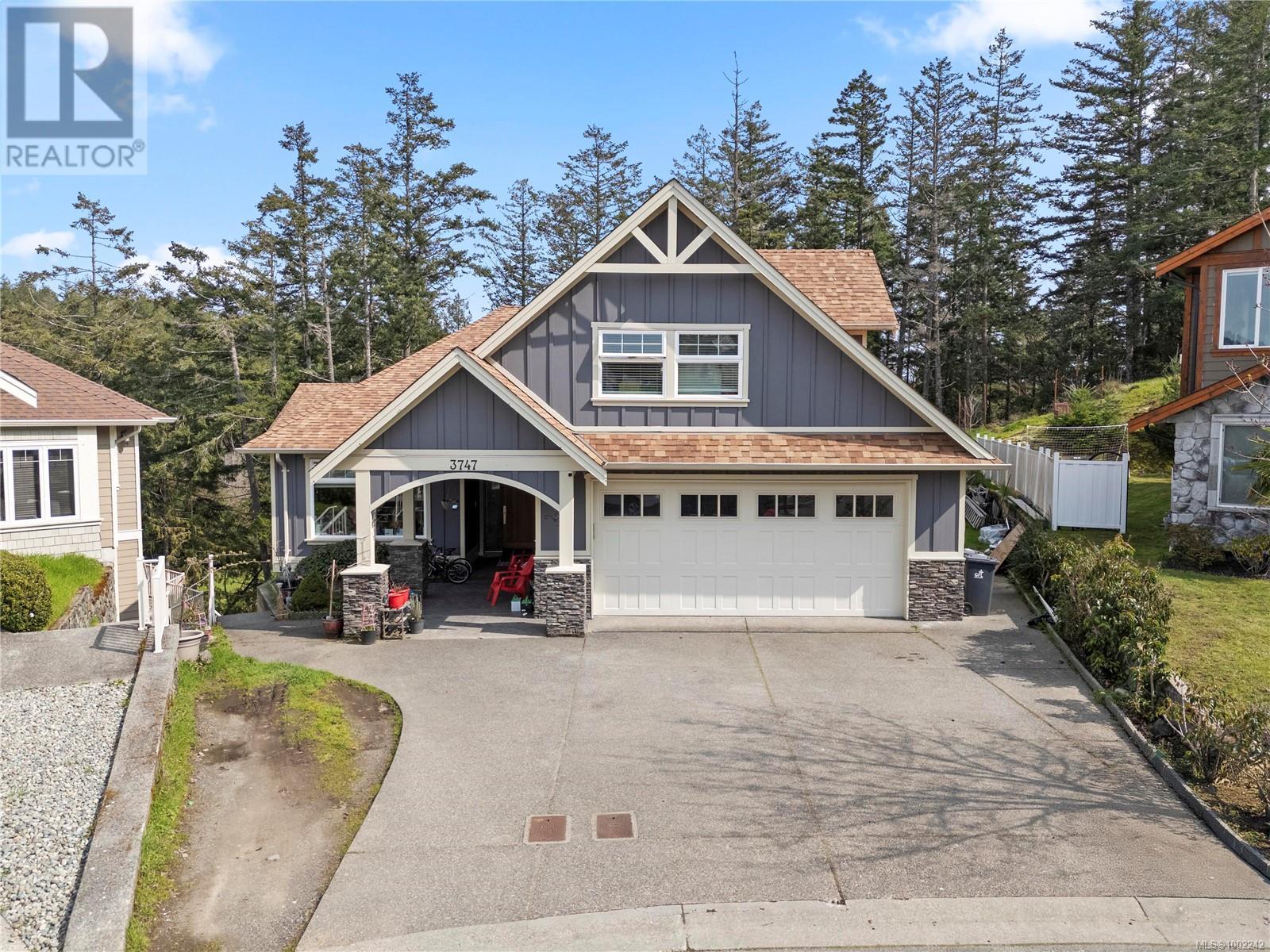 3747 Ridge Pond Dr