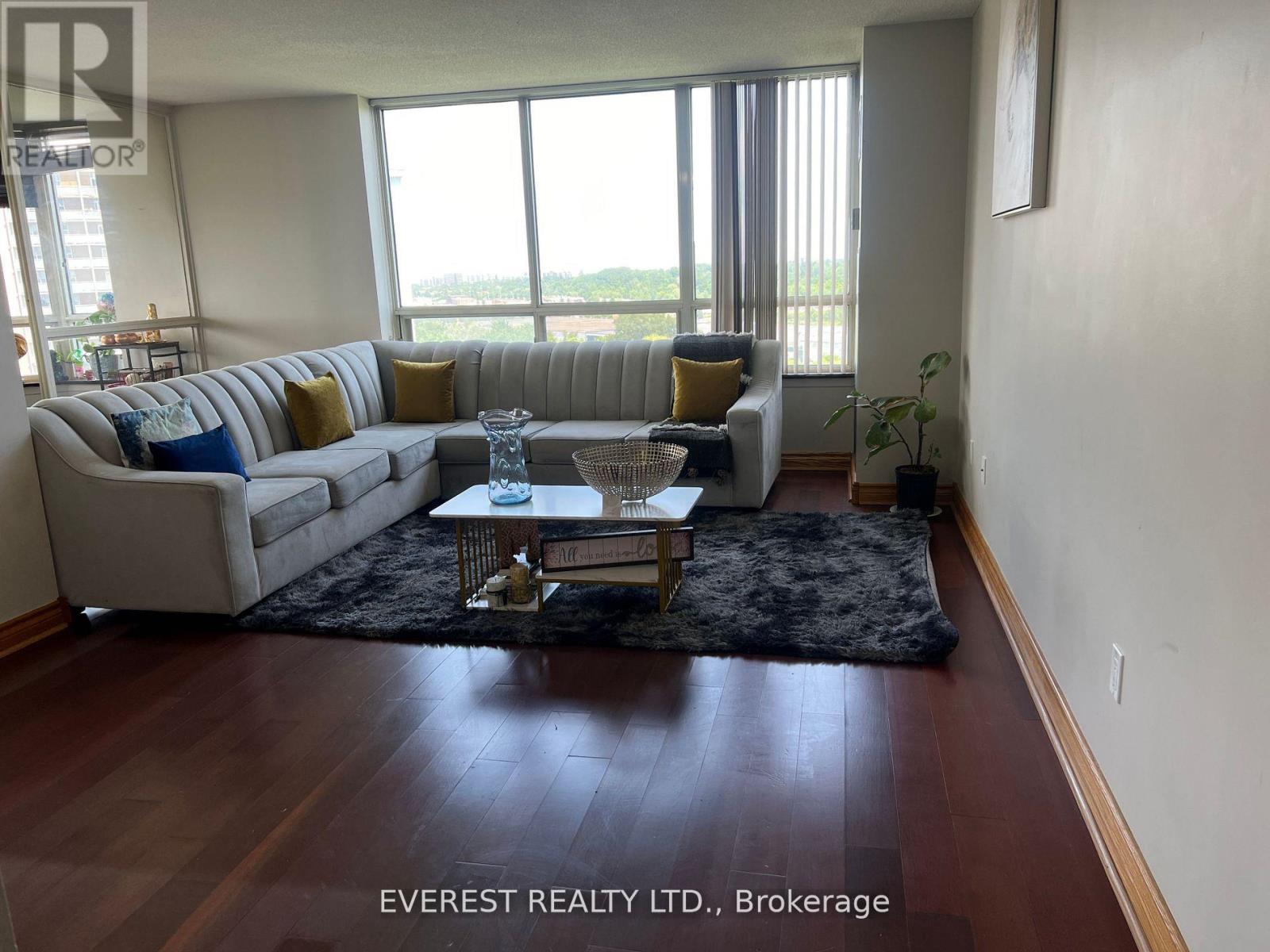1405 - 5 GREYSTONE WALK DRIVE