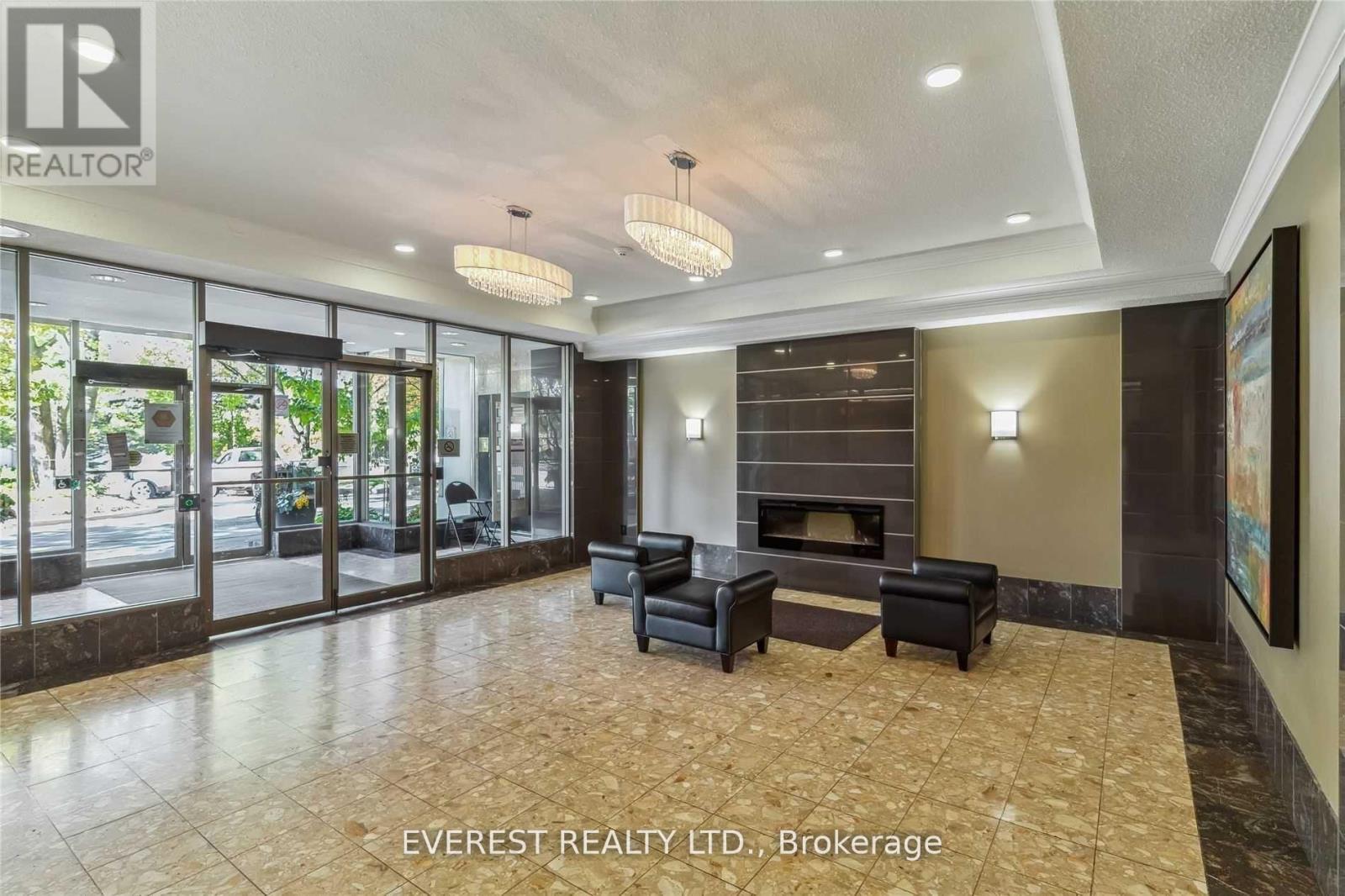 1405 - 5 GREYSTONE WALK DRIVE