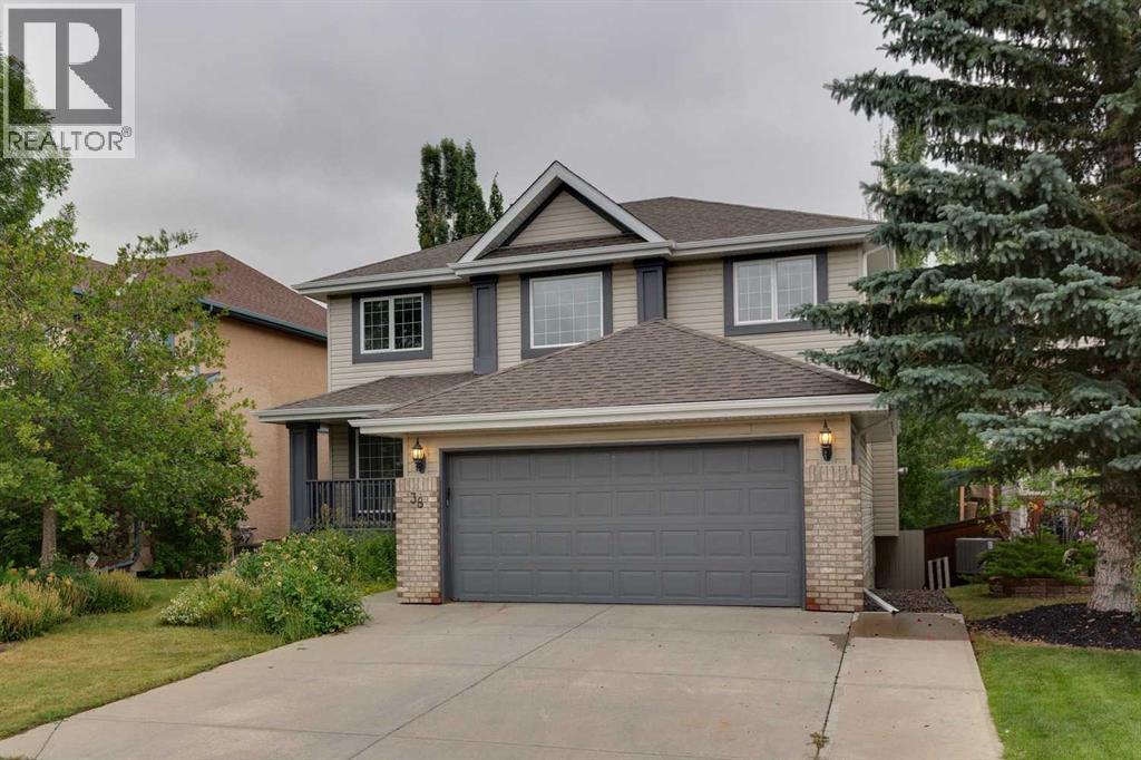 38 Tuscany Hills Crescent NW