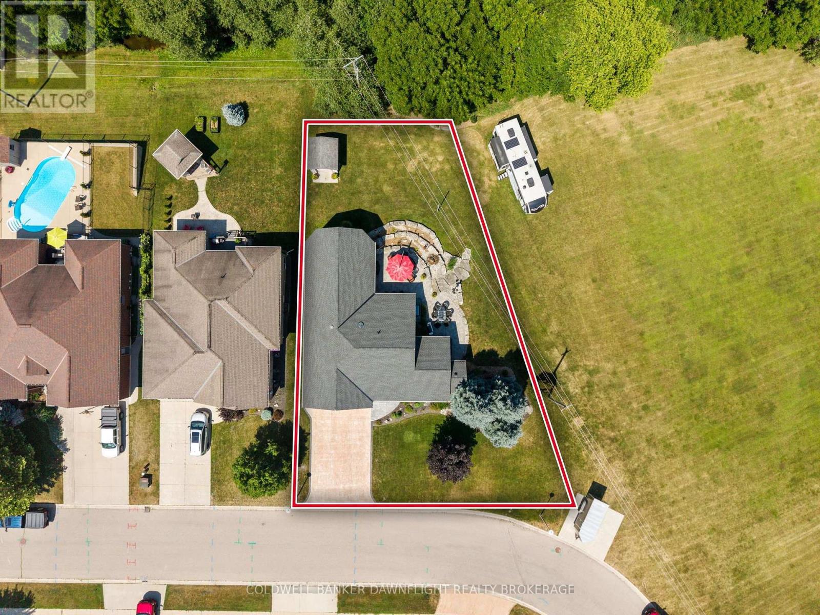 51 SNIDER CRESCENT