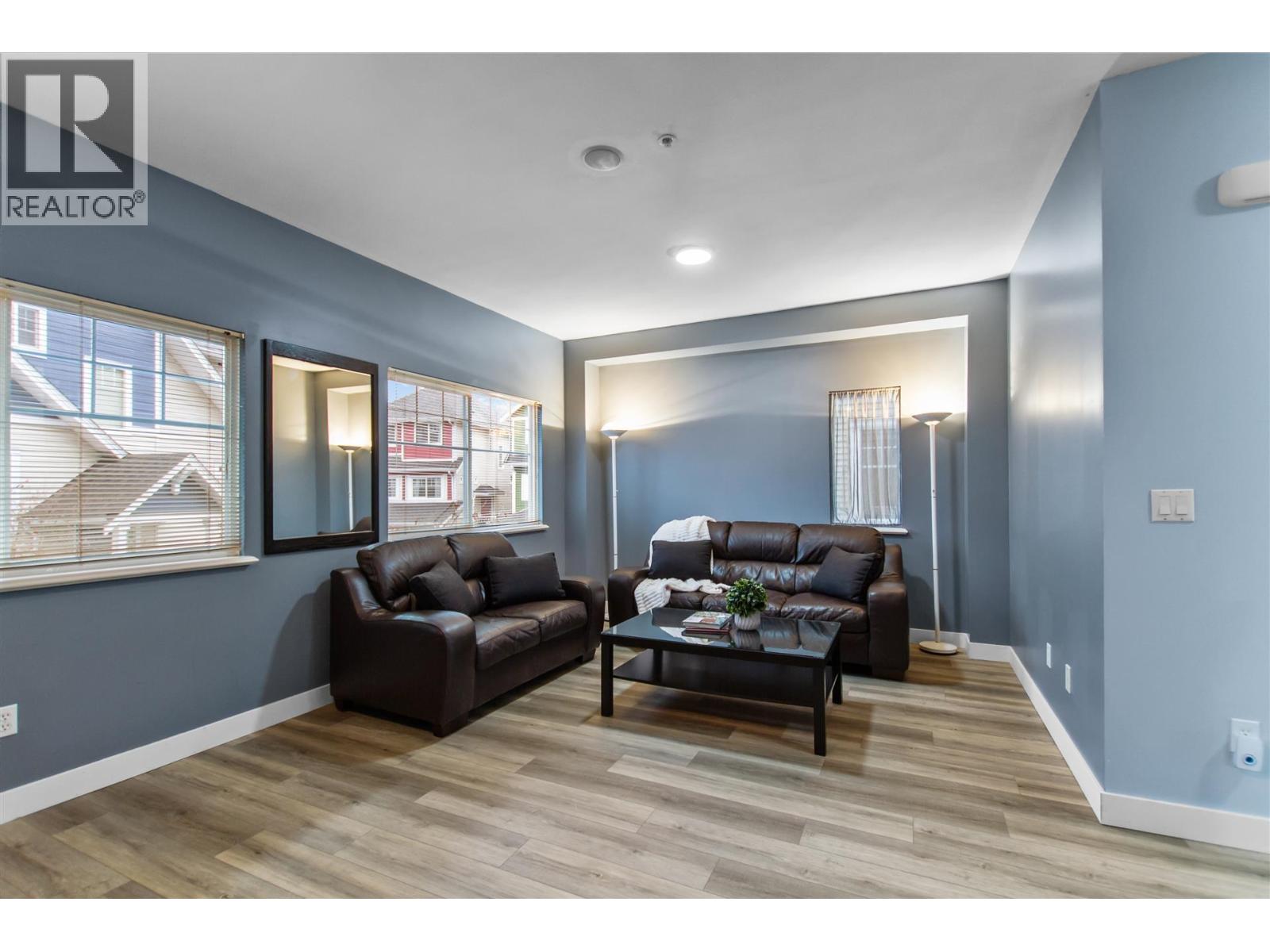 9 1108 RIVERSIDE CLOSE