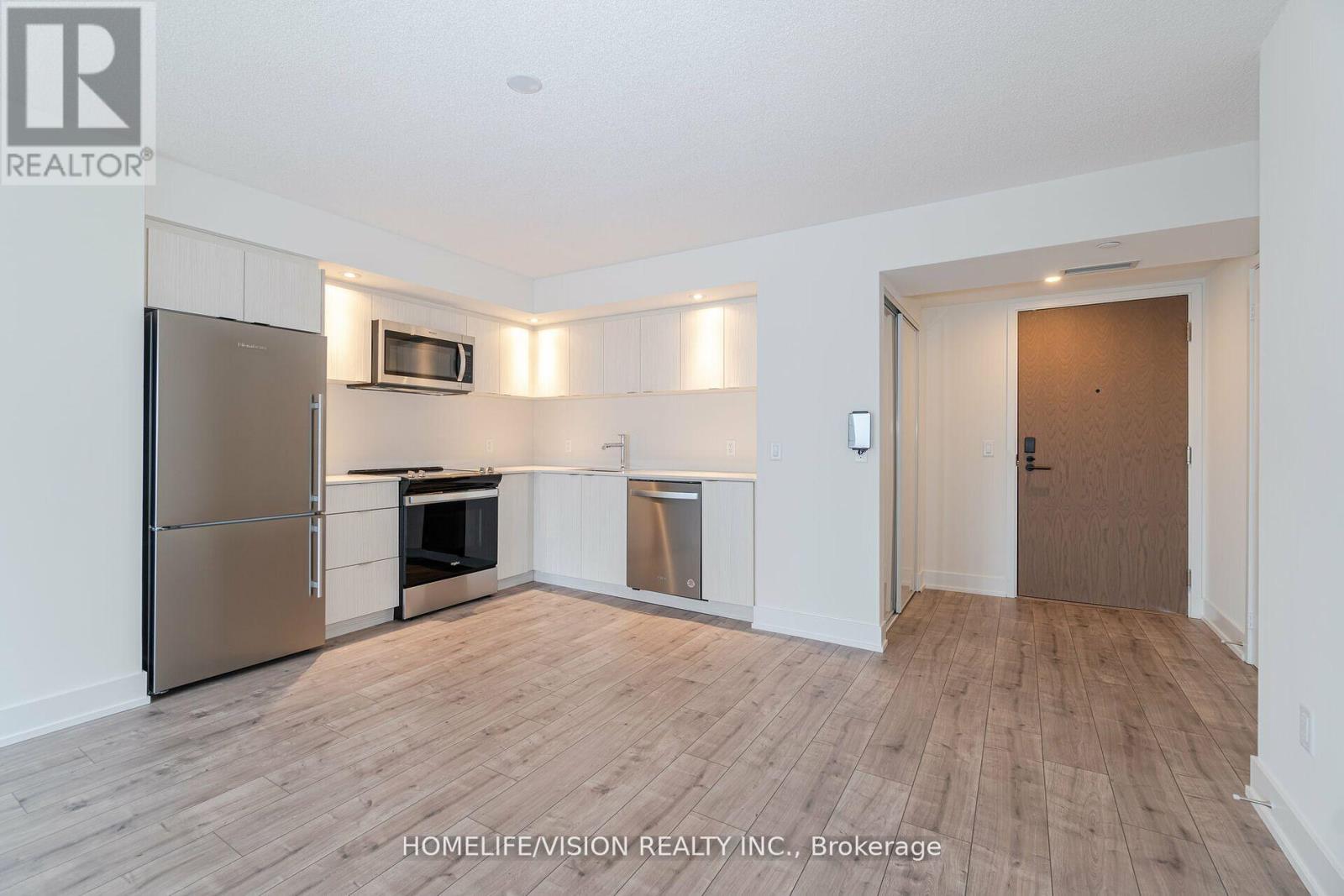 503 - 10 EVA ROAD