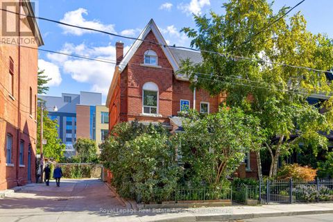 101 DOVERCOURT ROAD Toronto (Niagara) ON M6J3C2