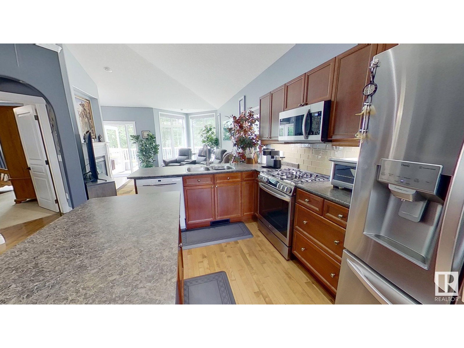 20 BRIARWOOD VG