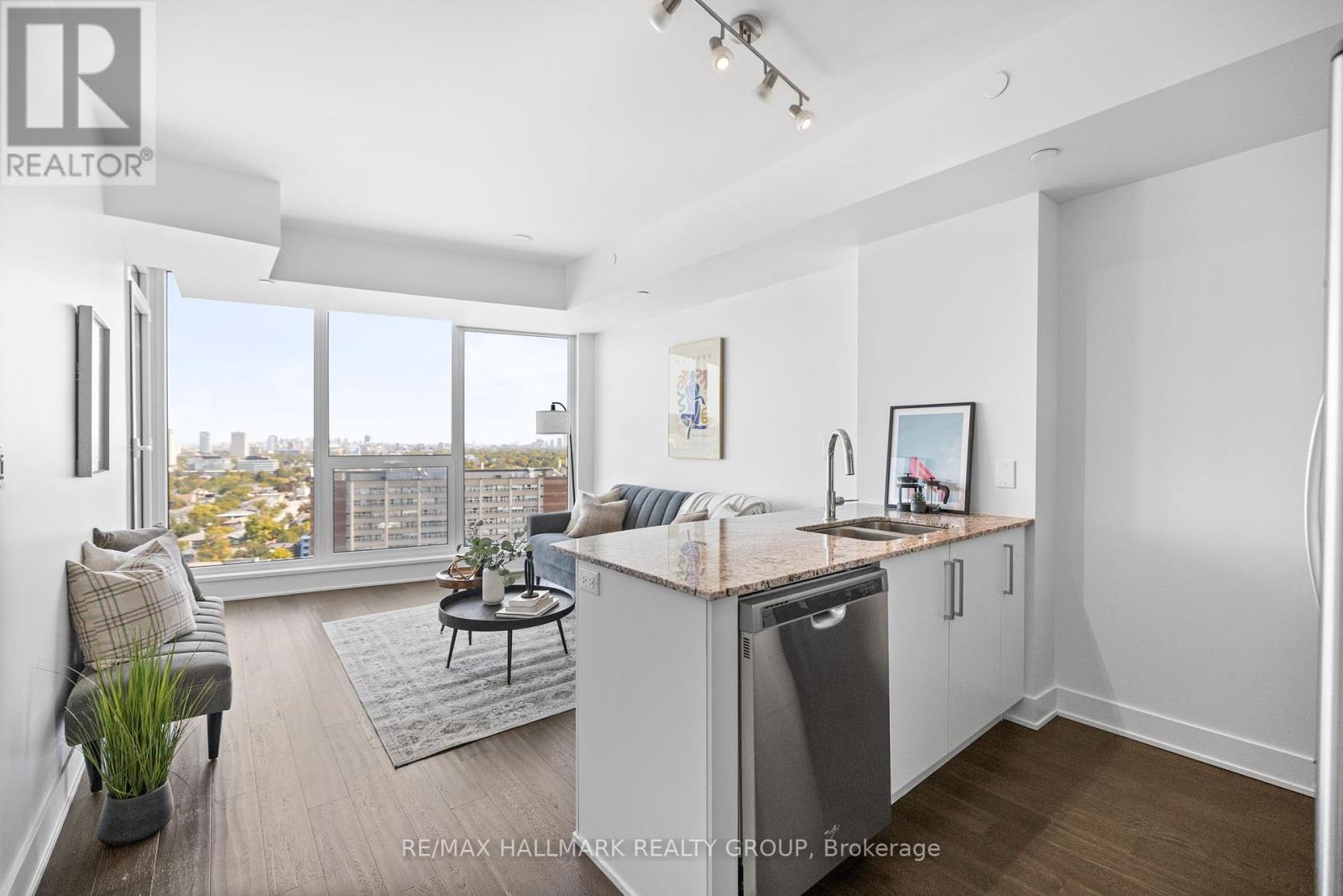 1906 - 485 RICHMOND ROAD