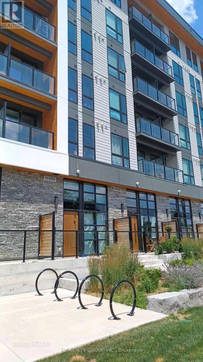 516 - 312 ERB STREET W