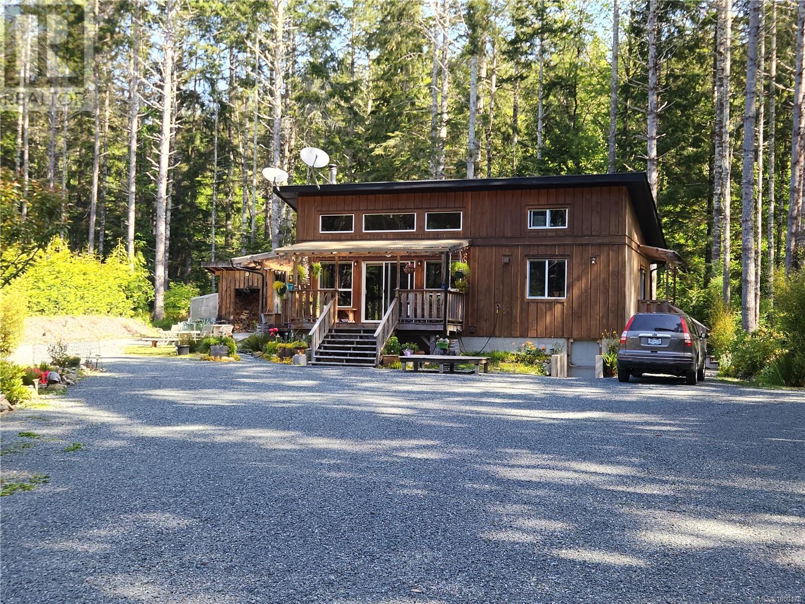 3782 Petrel Dr