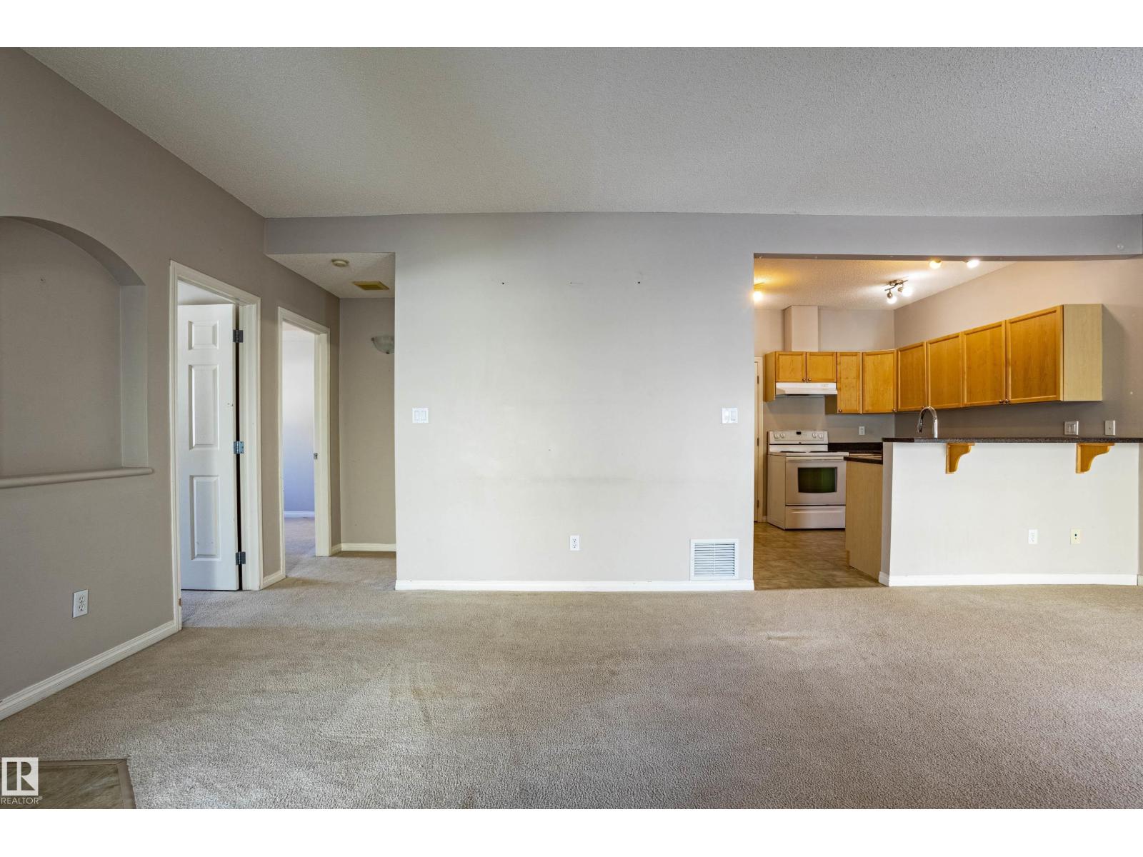 #70 3040 Spence Wynde SW