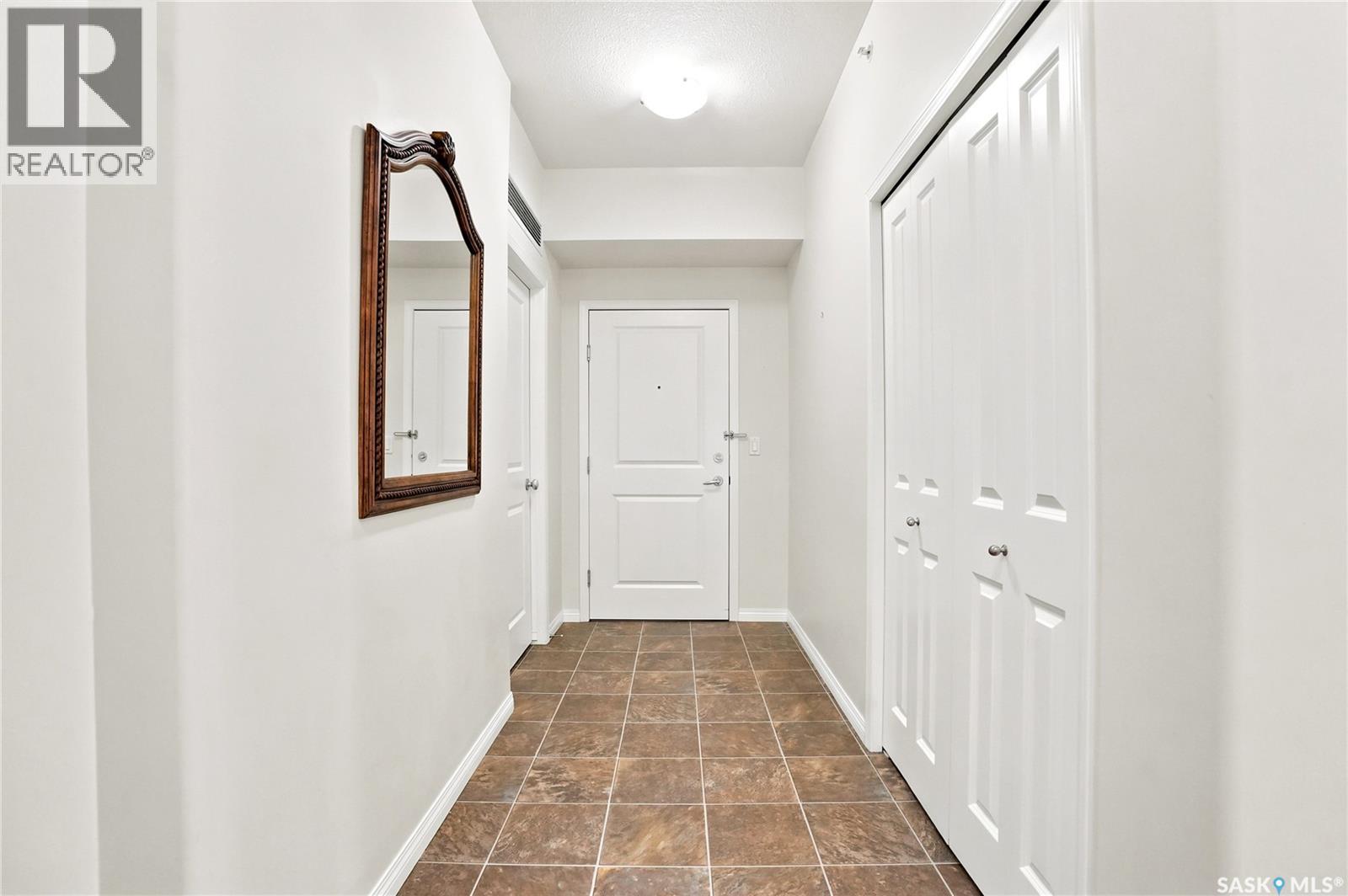 305 914 Heritage VIEW