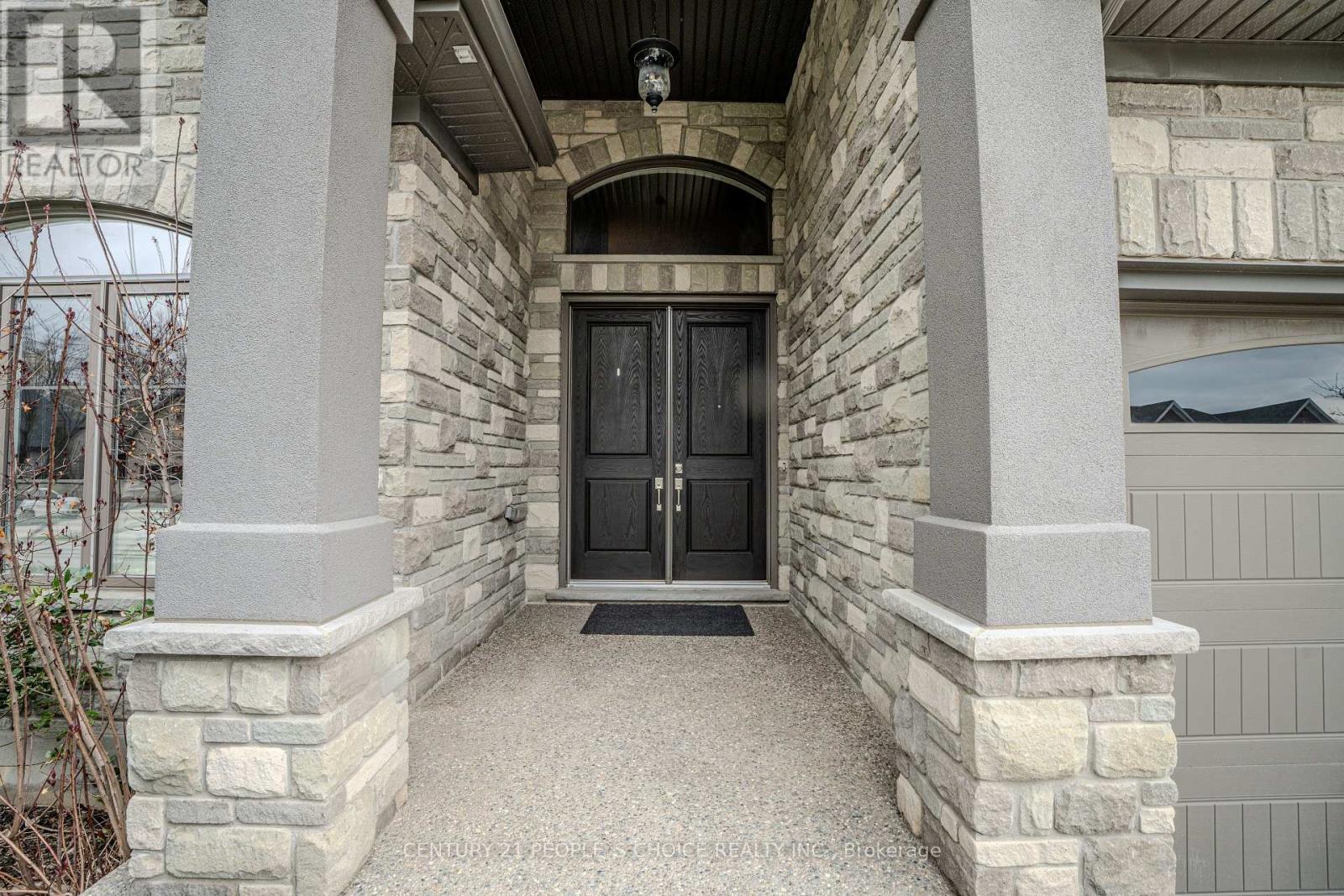 1034 MELSETTER WAY
