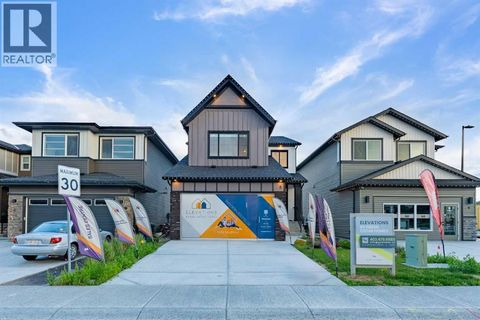8 Vantage Drive Cochrane AB T4C3C1